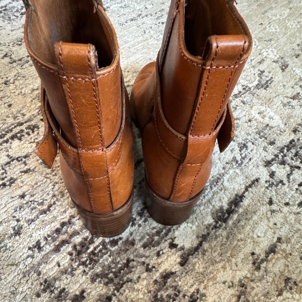 J Crew Parker cognac leather classic brown low heel ankle boots size 6 - Picture 9 of 13